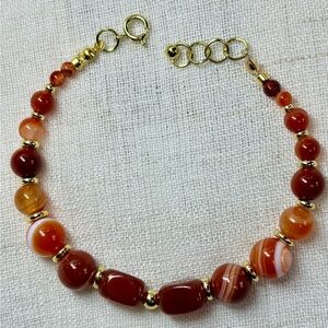 Natural Carnelian/Red Agate stone bracelet.Emotional balance,vitality,energy.7”